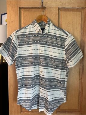 J Crew 100% Cotton Short Sleeved Button Down Short Striped Aztec Pattern Sz S